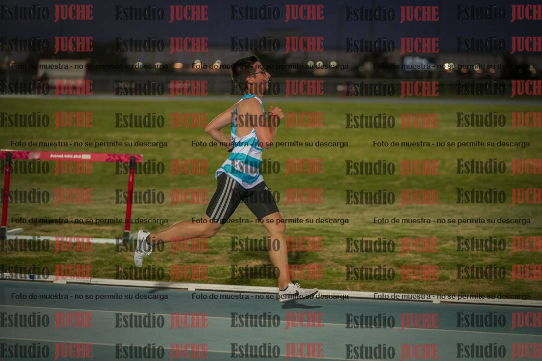 Fotos de los 3000 m llanos de varones