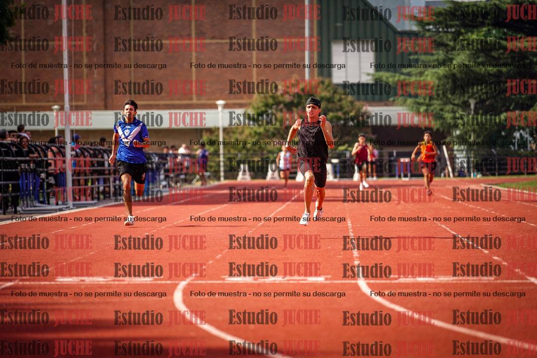 Fotos de los 200 m llanos de varones