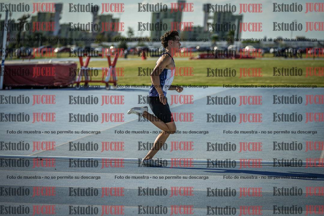 Fotos de los 400 m llanos de varones