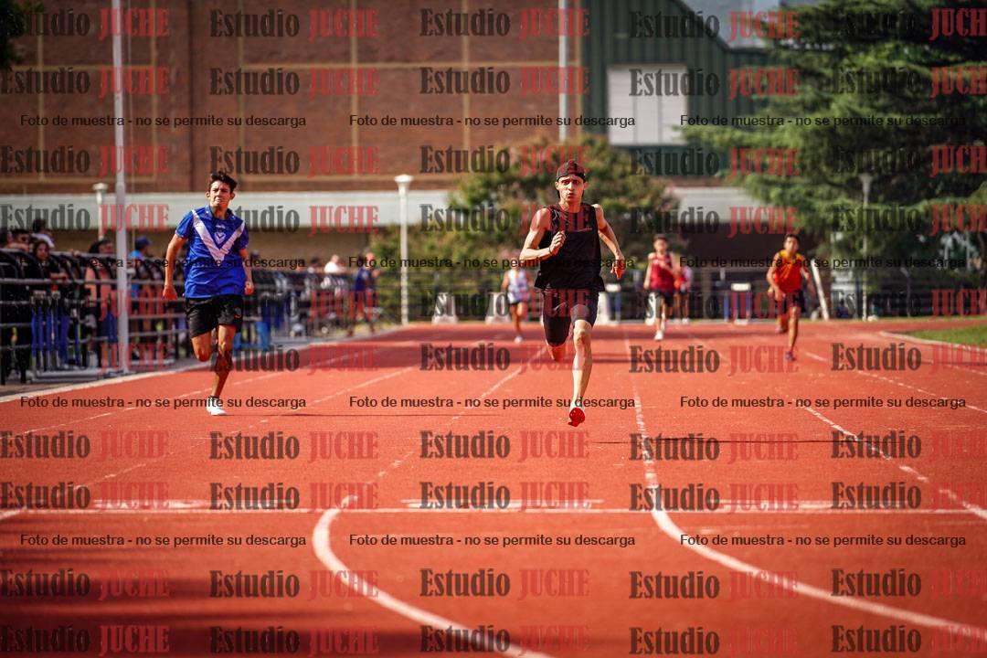 Fotos de los 200 m llanos de varones