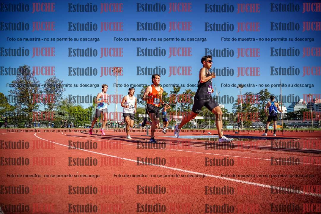 Fotos de los 5000 m llanos de varones