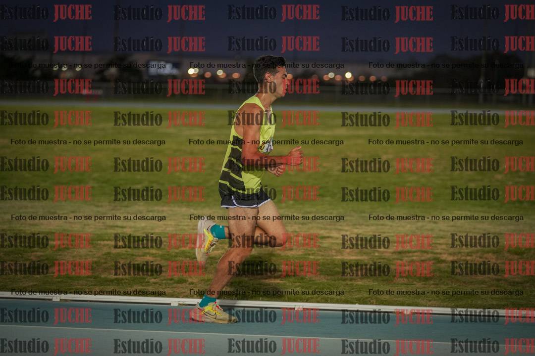 Fotos de los 3000 m llanos de varones