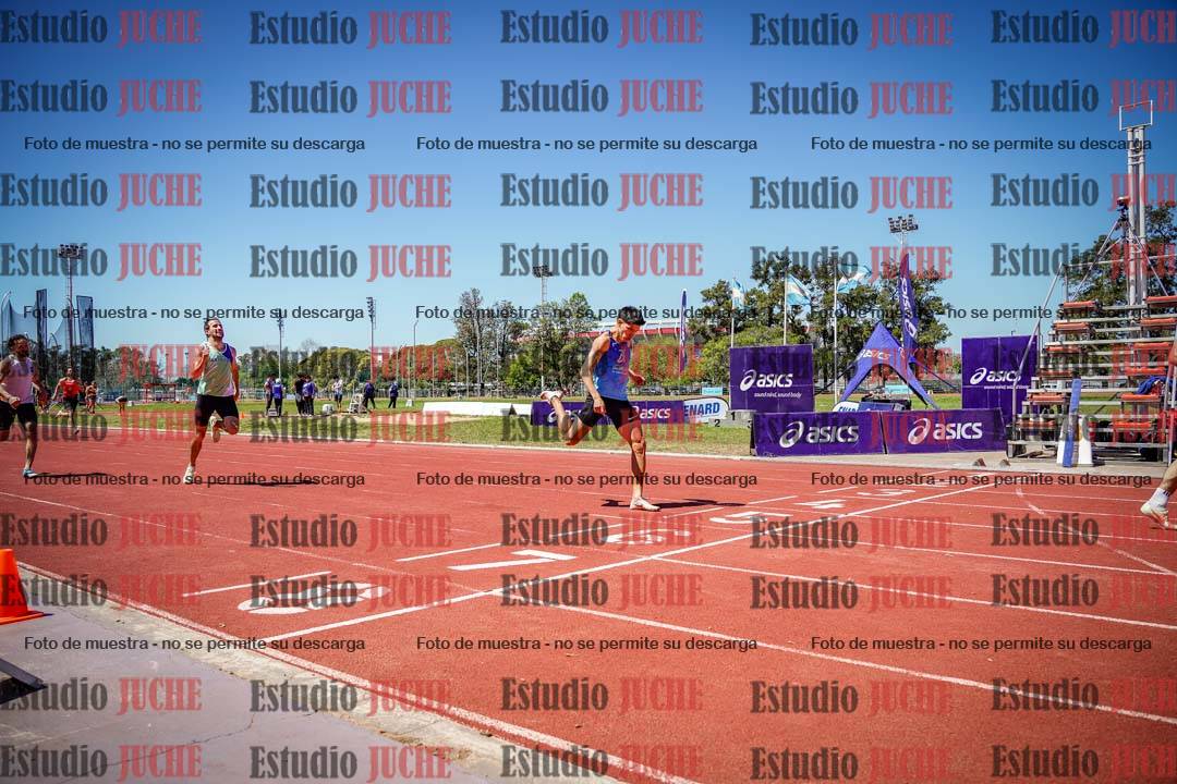 Fotos de los 400 m llanos de varones