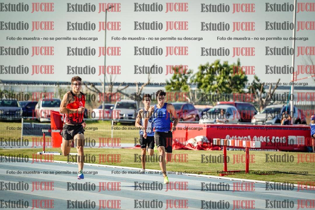 Fotos de los 400 m llanos de varones