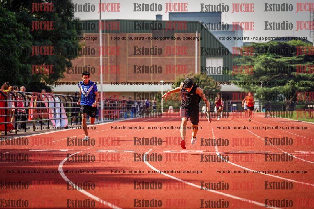 Fotos de los 200 m llanos de varones