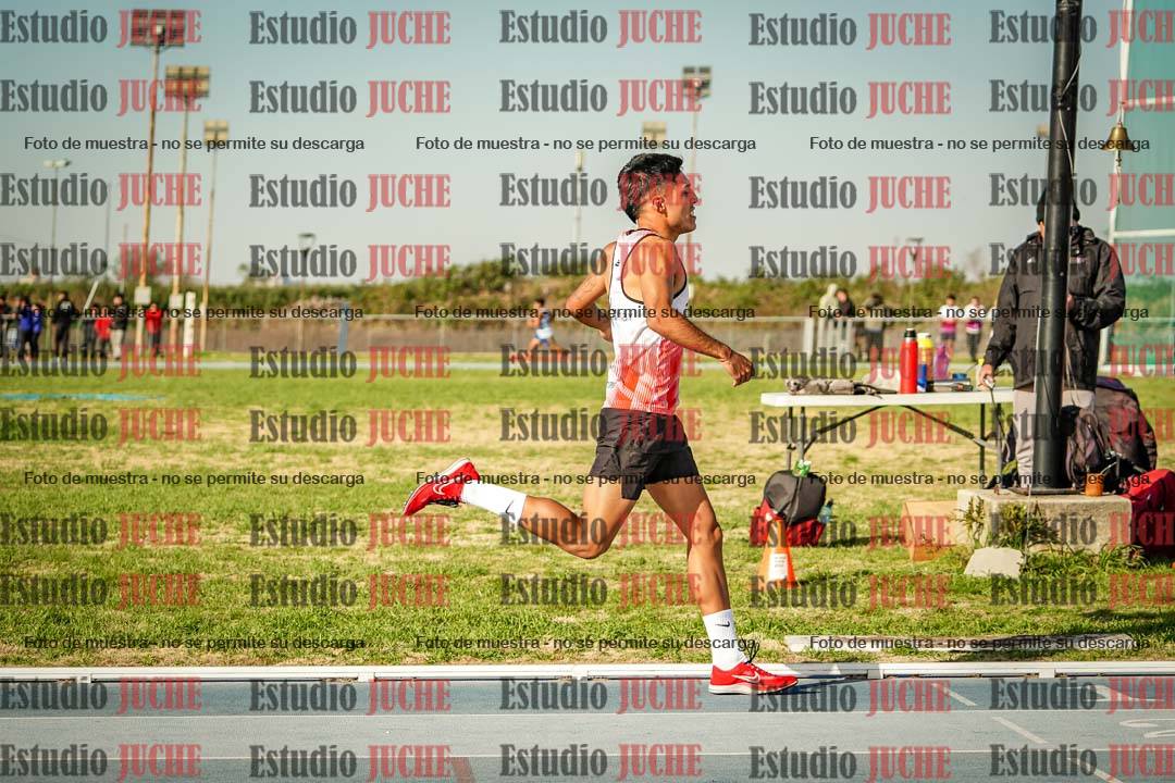 Fotos de los 1500 m llanos de varones