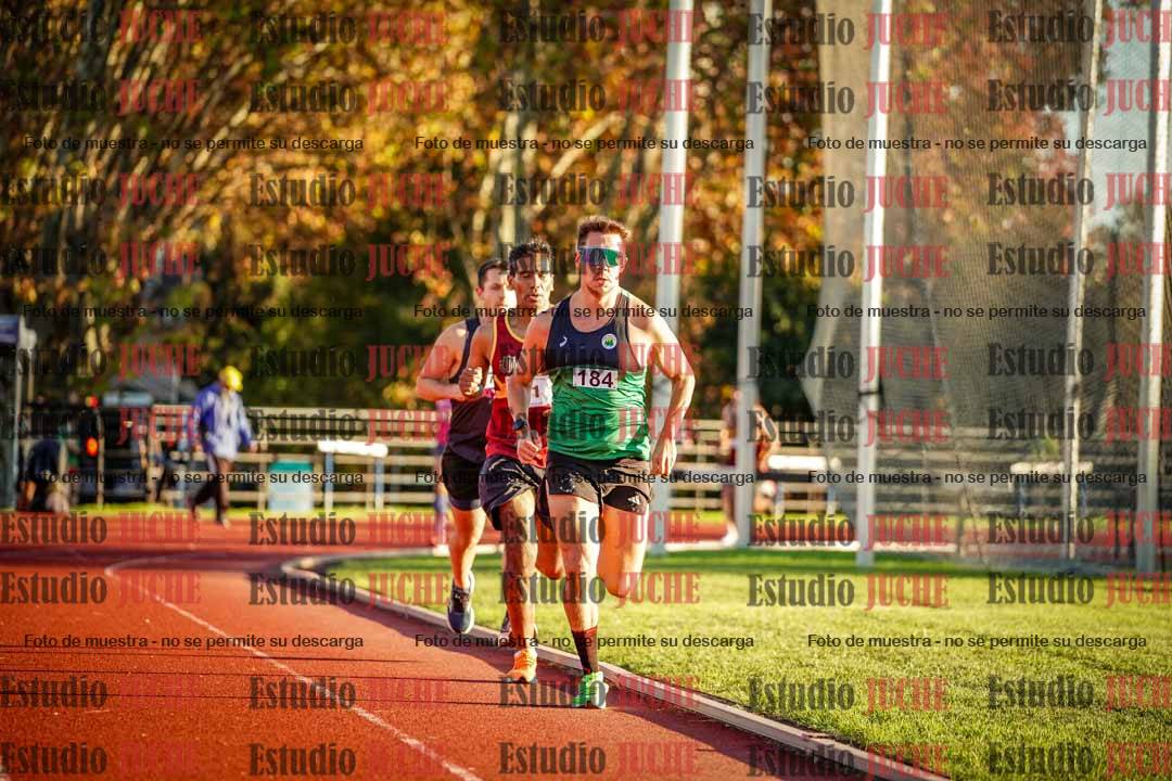 Fotos de los 3000 m llanos de varones