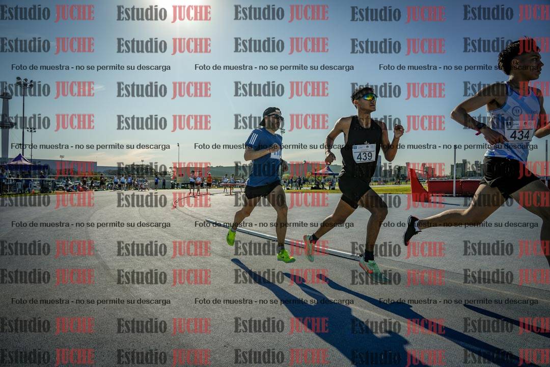 Fotos de los 1500 m llanos de varones