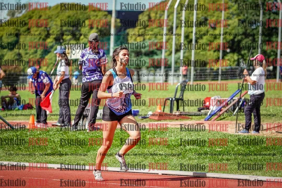 Fotos de los 600 m de mujeres
