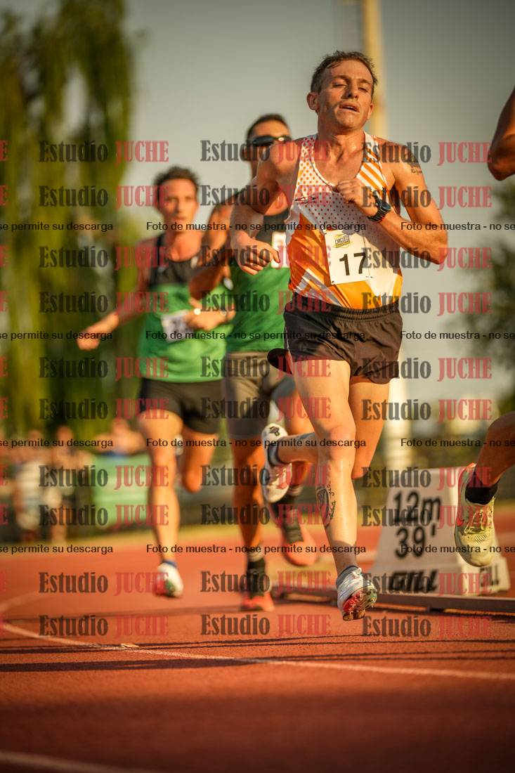 Fotos de los 5000 m llanos de mujeres y varones