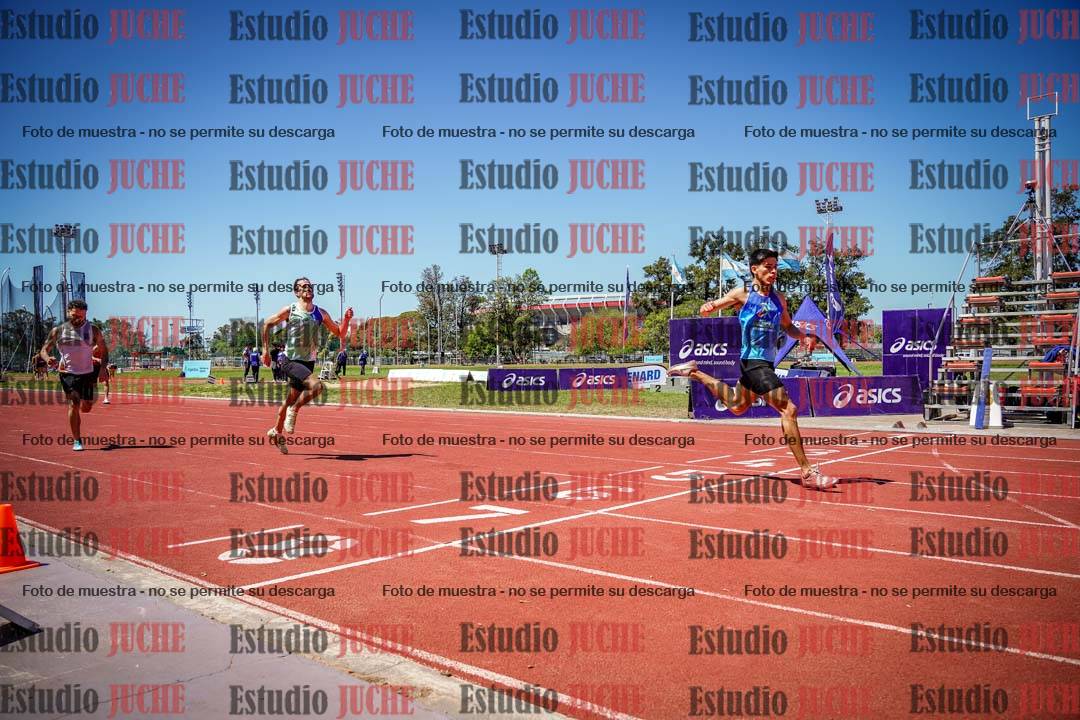Fotos de los 400 m llanos de varones