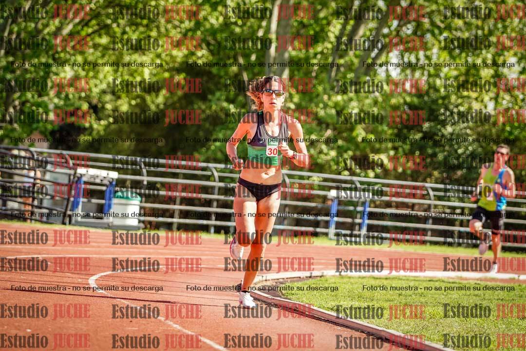 Fotos de los 5000 m llanos de mujeres y varones