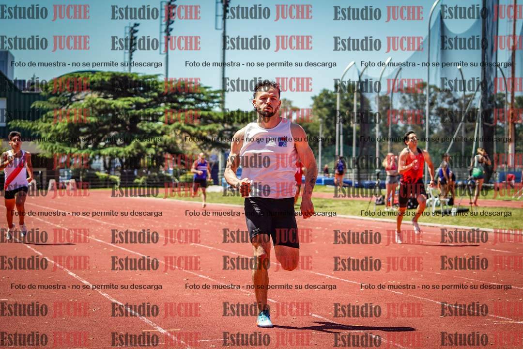 Fotos de los 400 m llanos de varones