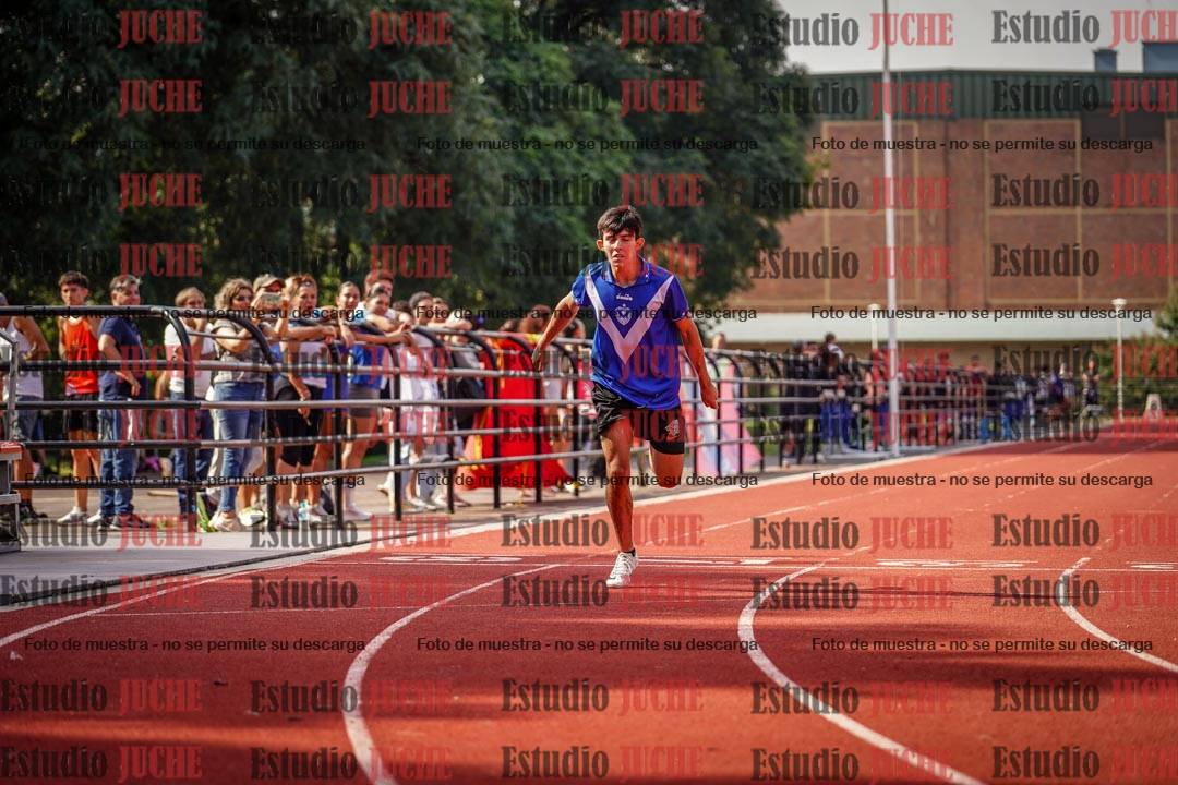 Fotos de los 200 m llanos de varones
