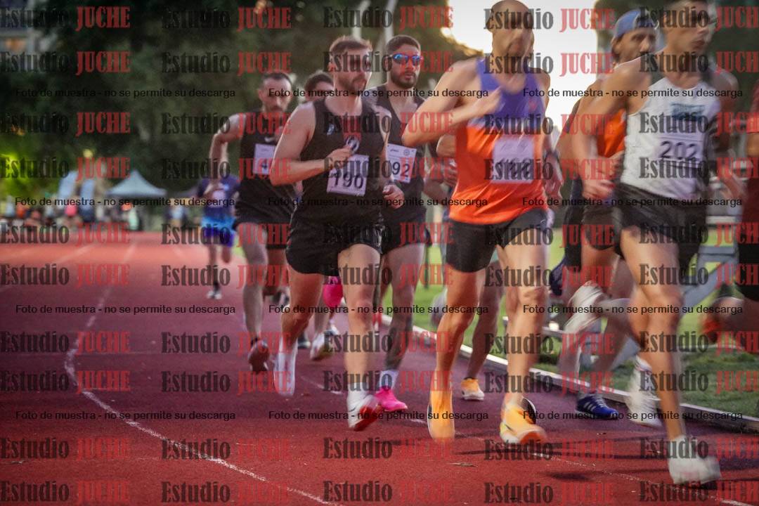 Fotos de los 1500 m llanos de varones