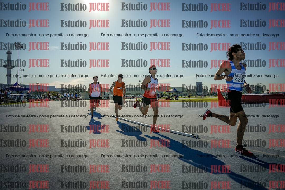 Fotos de los 1500 m llanos de varones