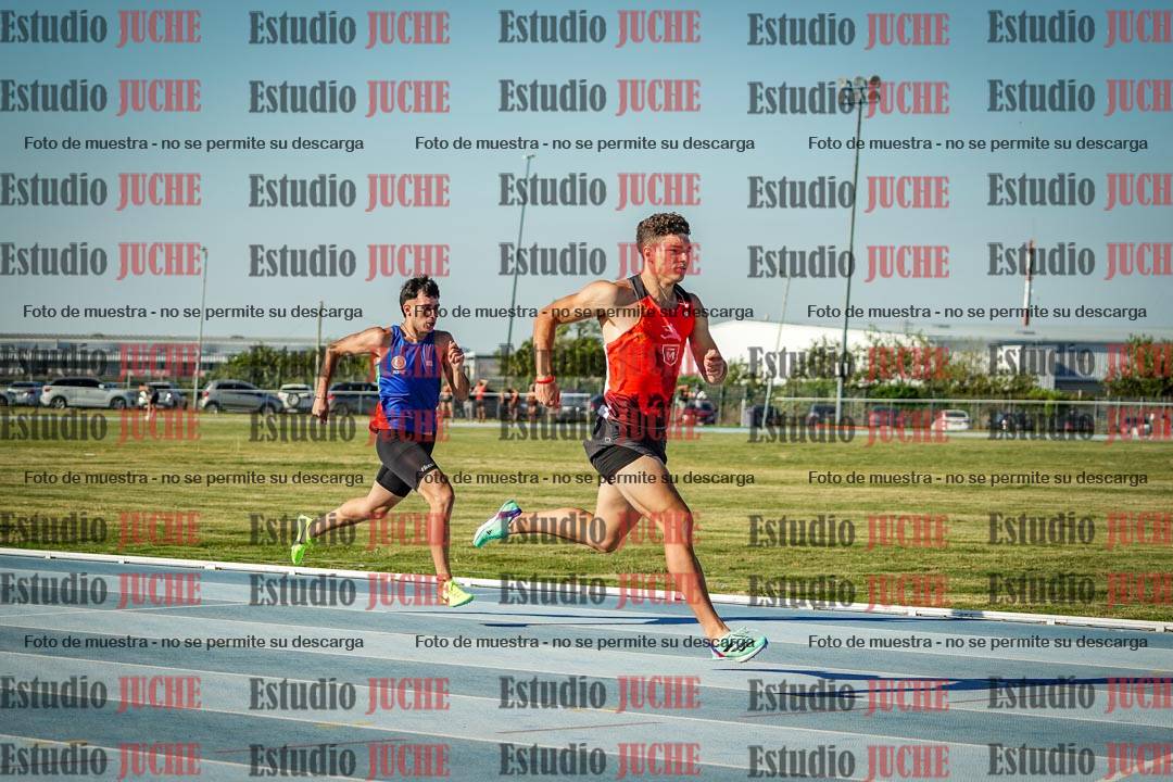 Fotos de los 400 m llanos de varones
