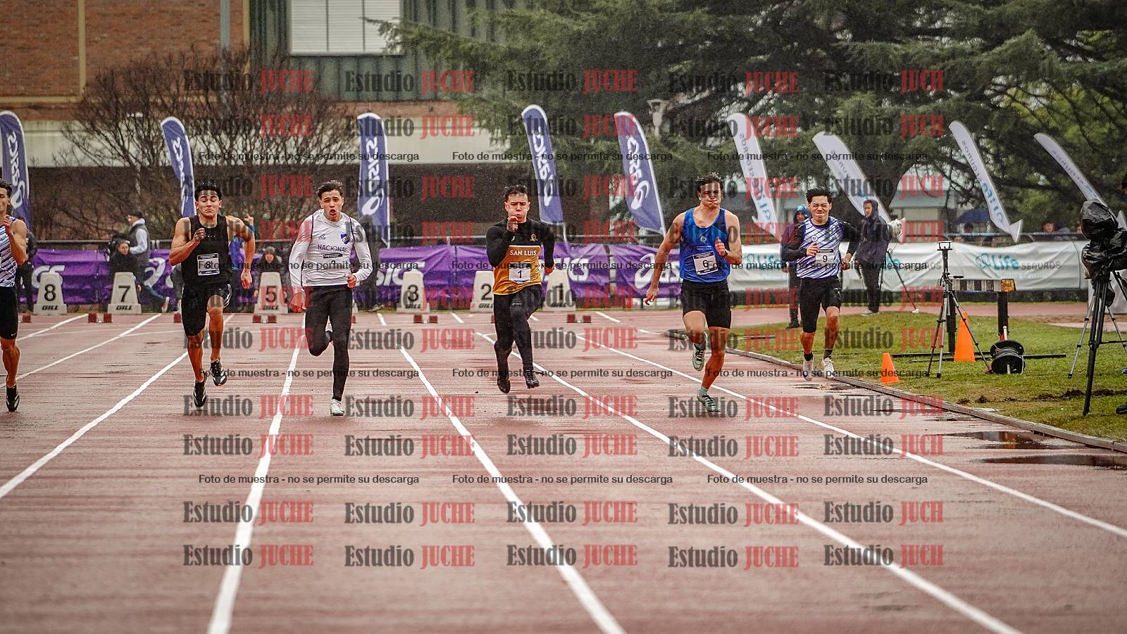 Fotos de los 100 m llanos de varones - FINAL