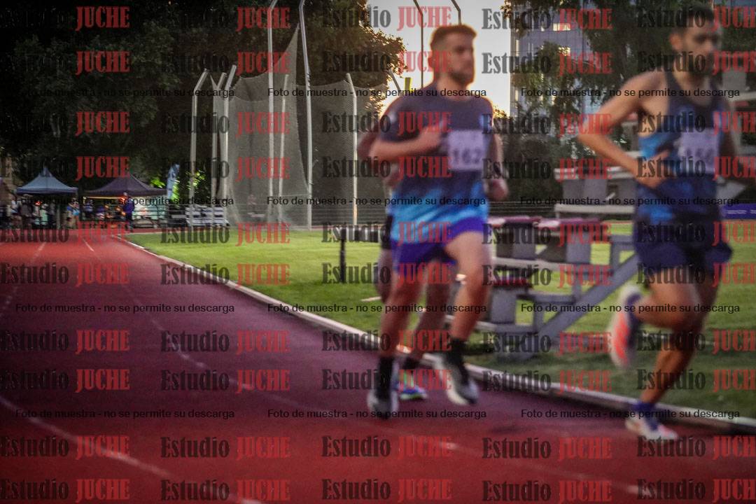 Fotos de los 1500 m llanos de varones