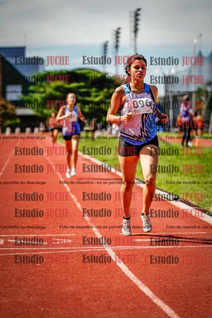 Fotos de los 600 m de mujeres
