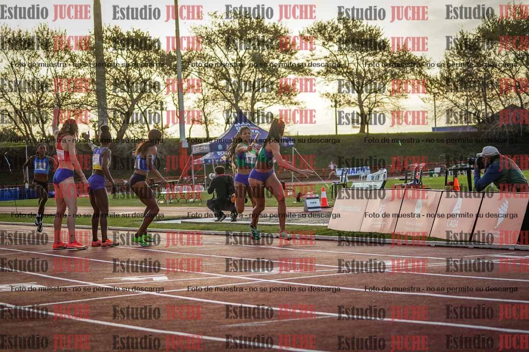 Fotos de los relevos 4x400 m de mujeres