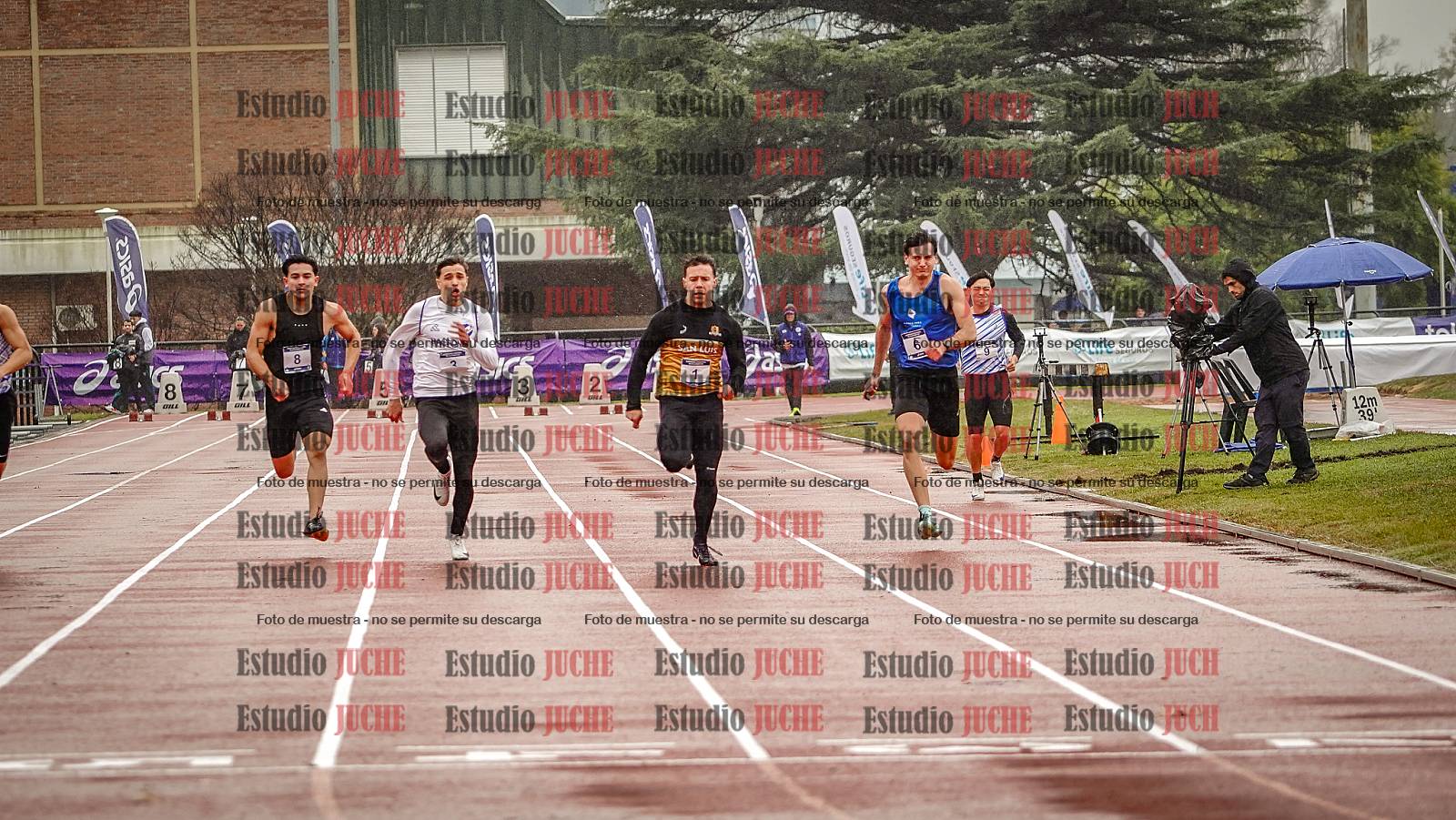 Fotos de los 100 m llanos de varones - FINAL