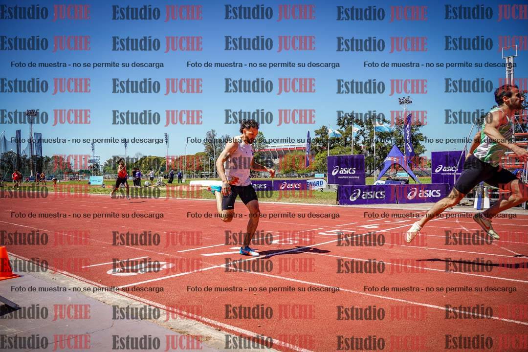 Fotos de los 400 m llanos de varones