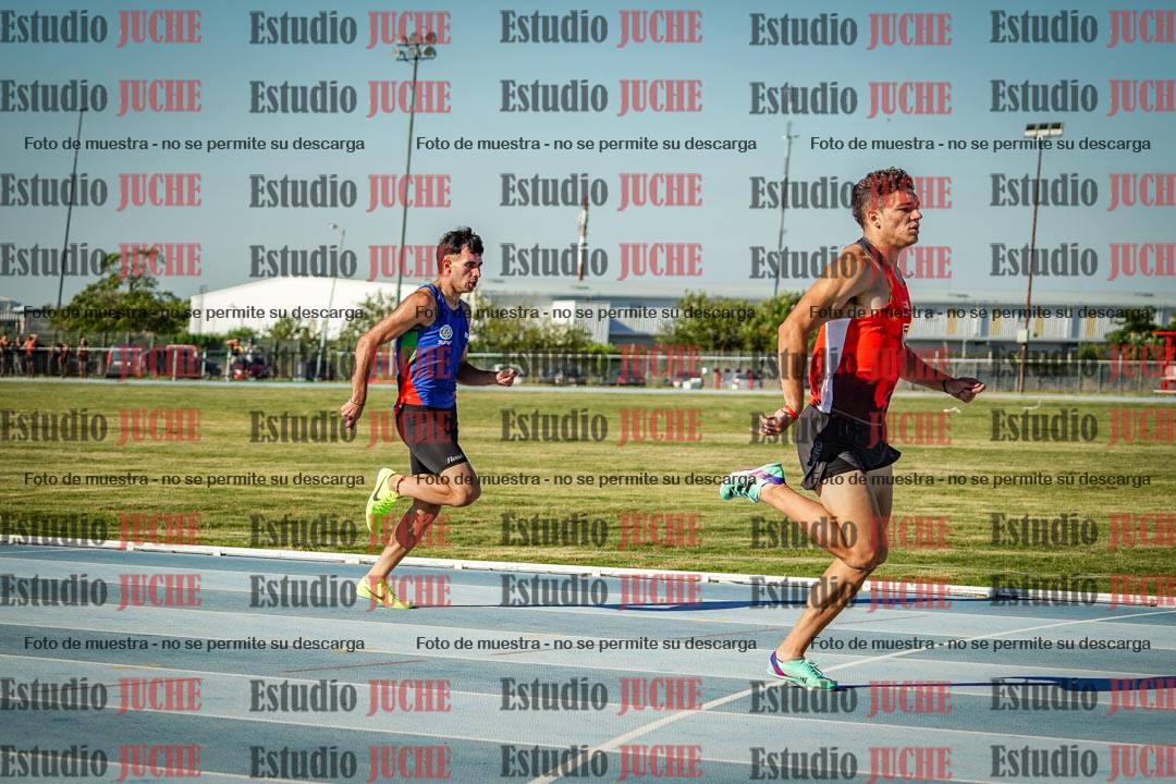 Fotos de los 400 m llanos de varones