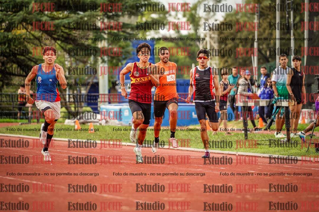 Fotos de los 400 m llanos de varones