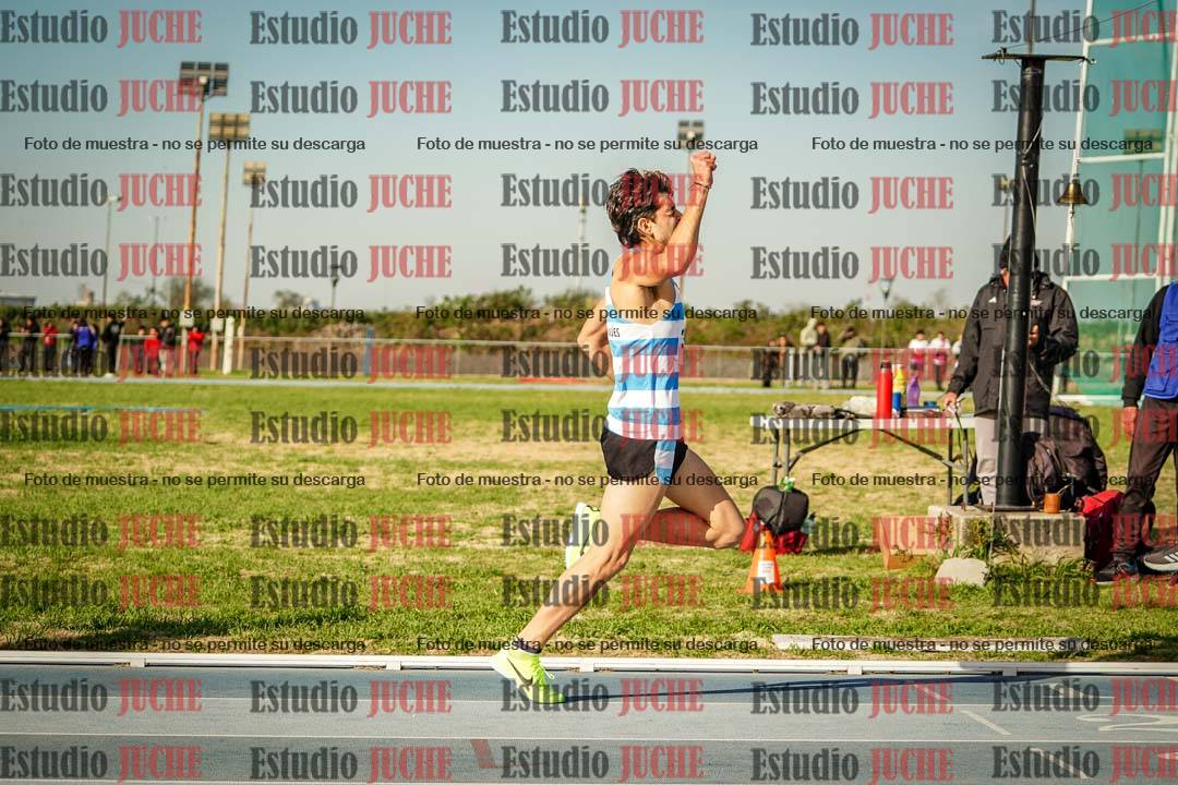 Fotos de los 1500 m llanos de varones