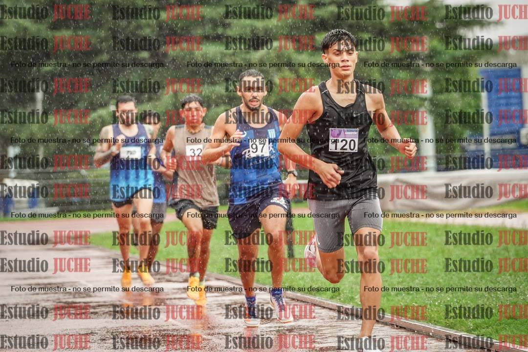 Fotos de los 800 m de varones