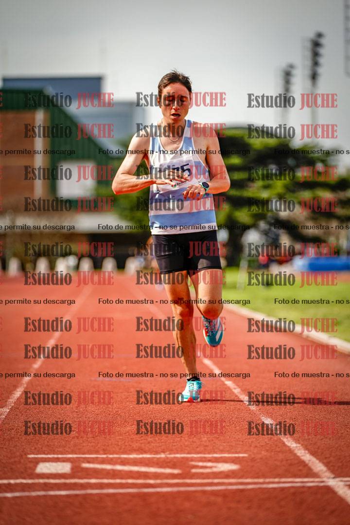 Fotos de los 3000 m llanos de varones