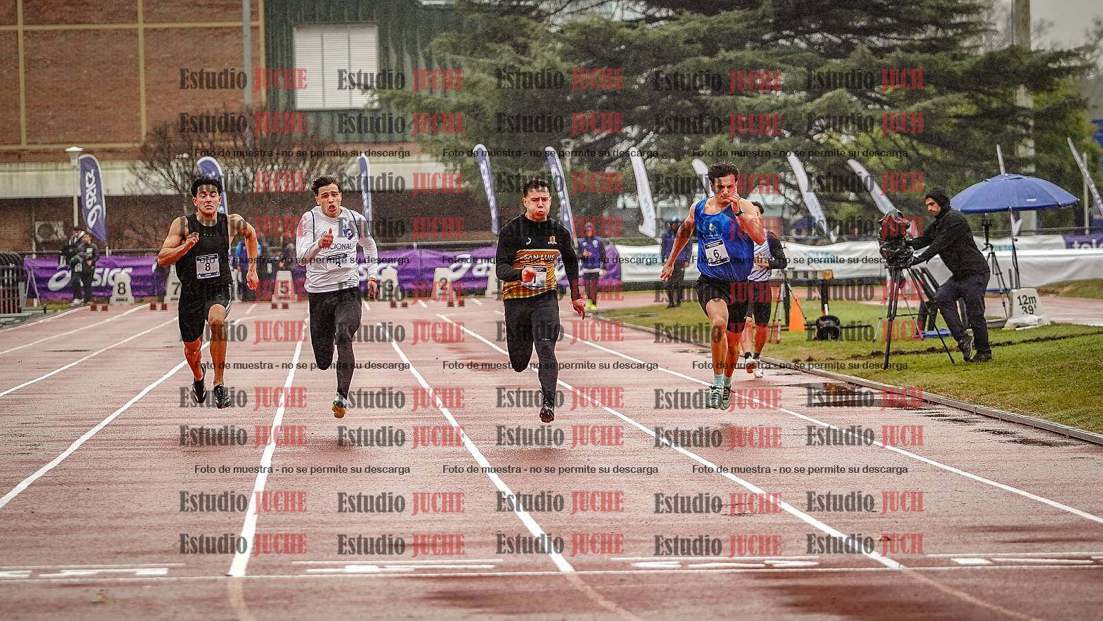 Fotos de los 100 m llanos de varones - FINAL