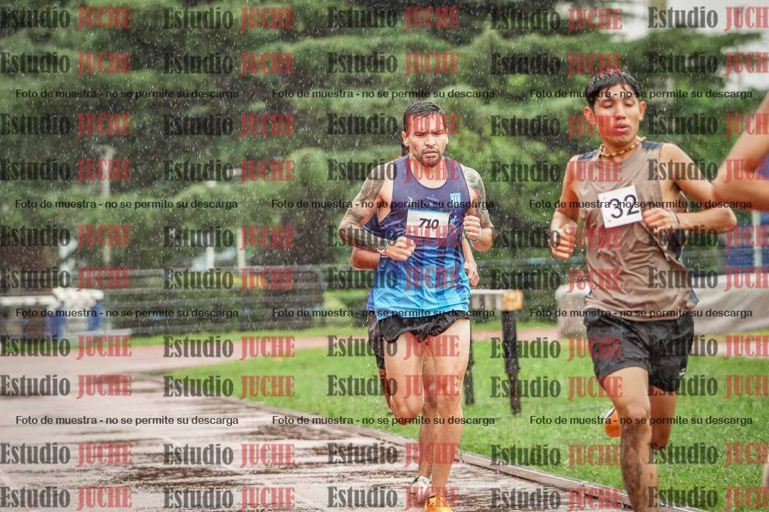 Fotos de los 800 m de varones