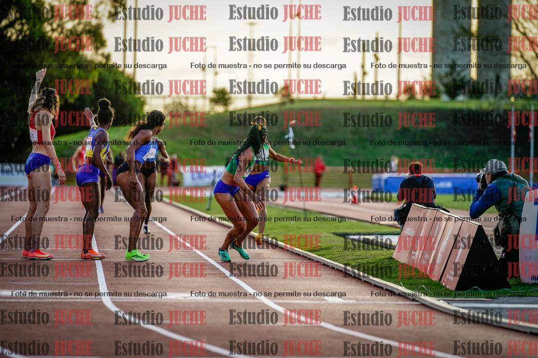 Fotos de los relevos 4x400 m de mujeres