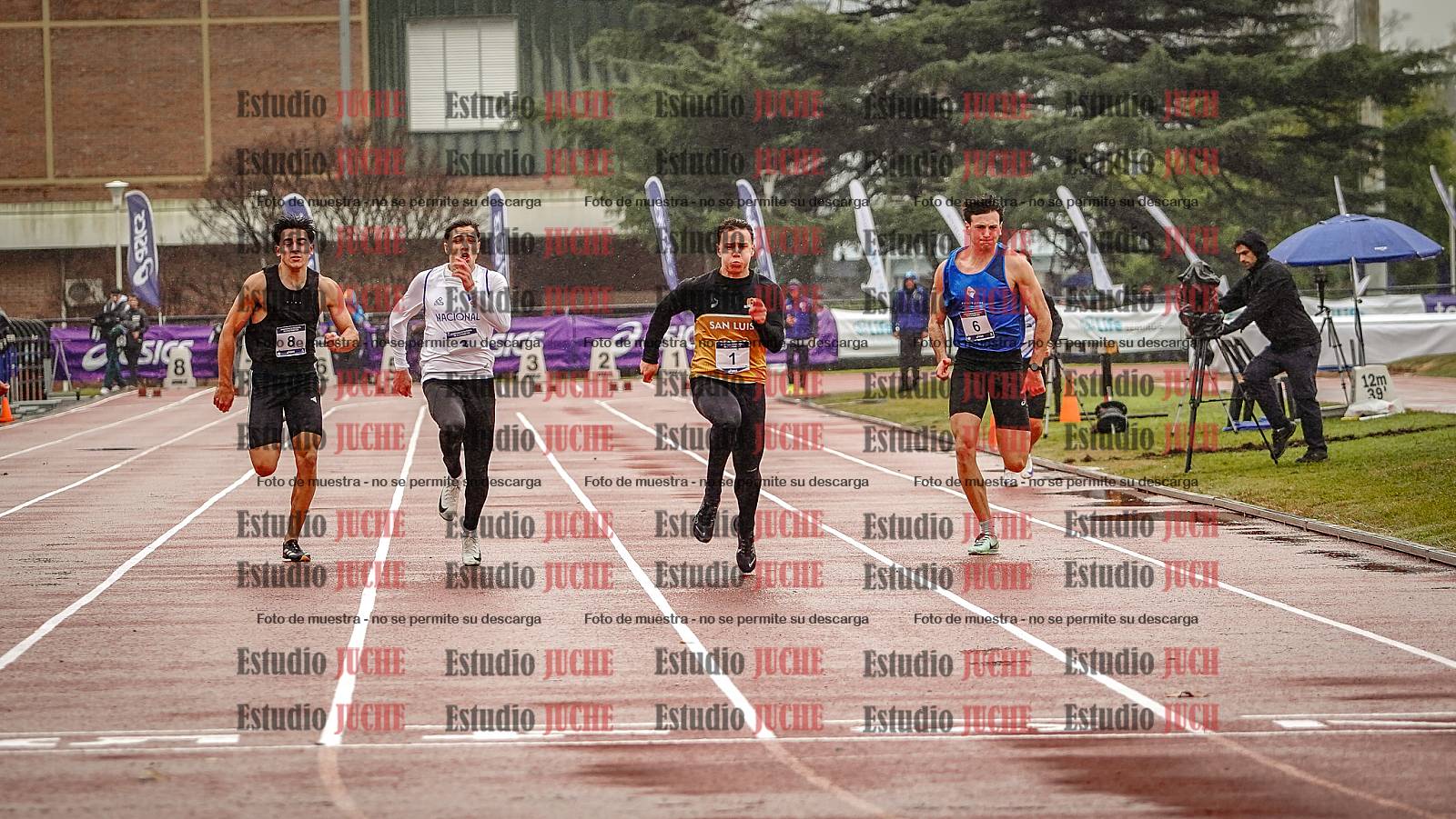 Fotos de los 100 m llanos de varones - FINAL