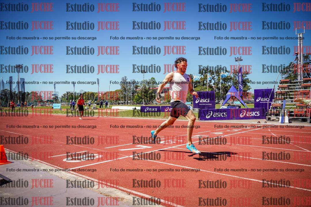 Fotos de los 400 m llanos de varones
