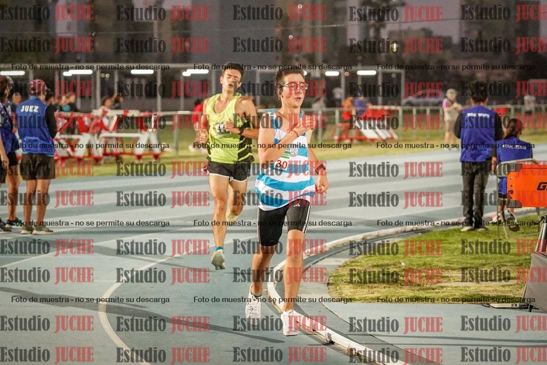 Fotos de los 3000 m llanos de varones