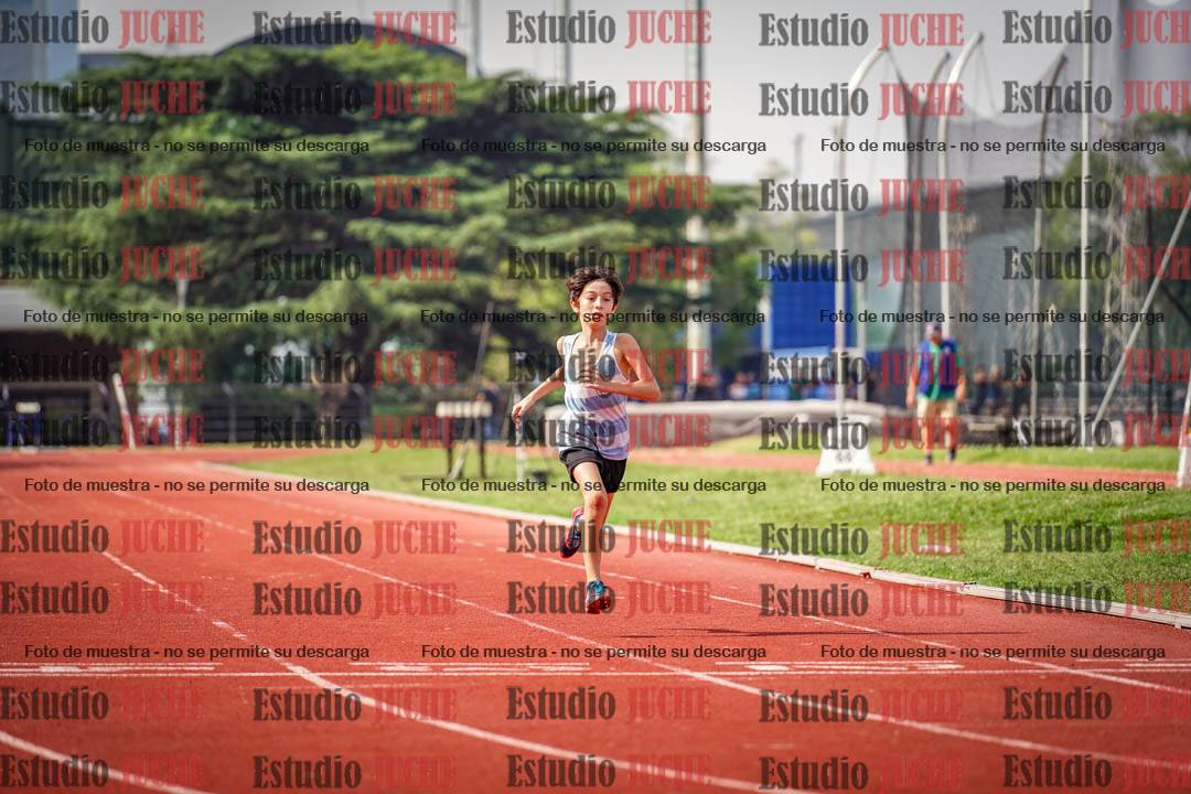 Fotos de los 200 m llanos de varones