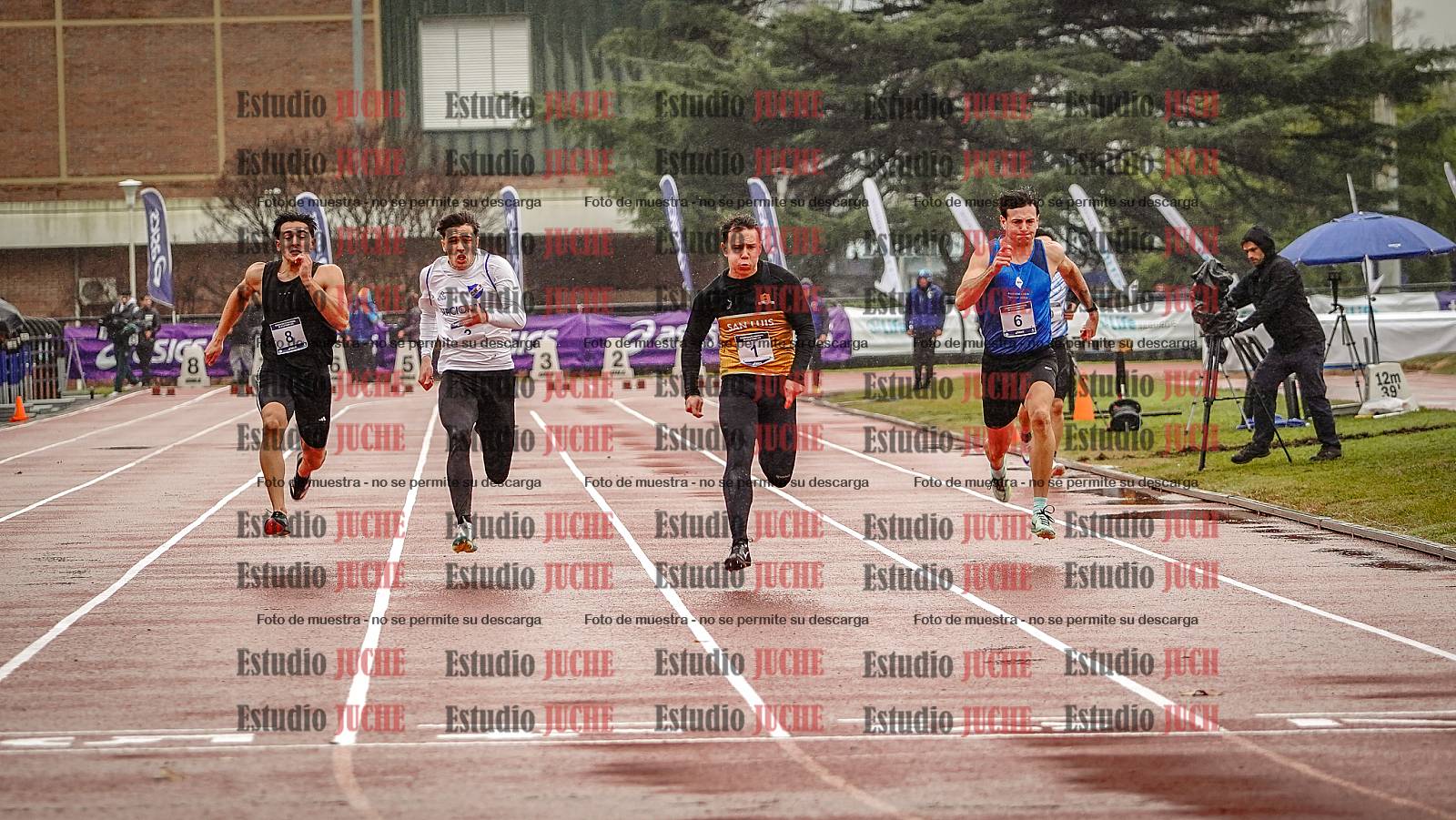 Fotos de los 100 m llanos de varones - FINAL