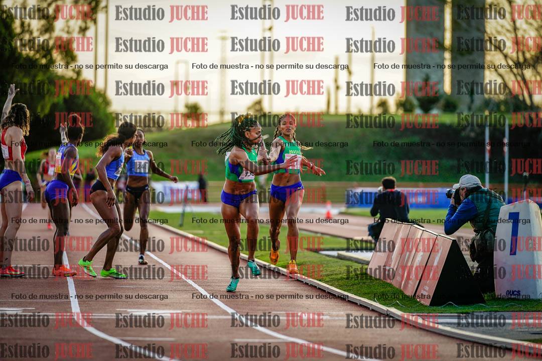 Fotos de los relevos 4x400 m de mujeres