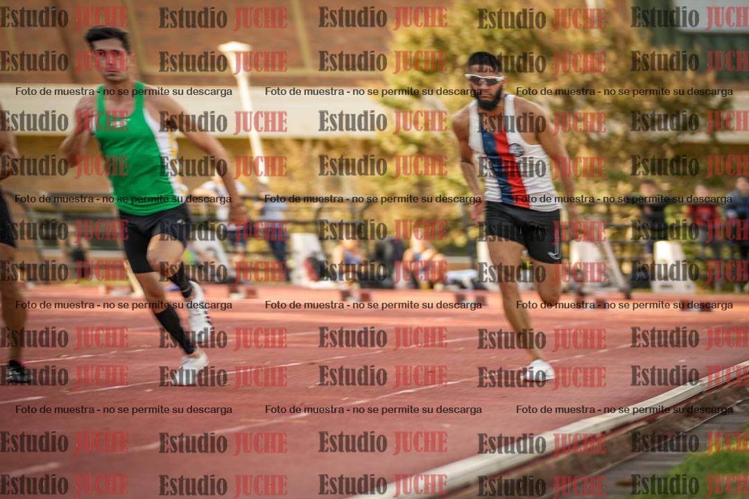 Fotos de los 100 m llanos de varones - FINAL