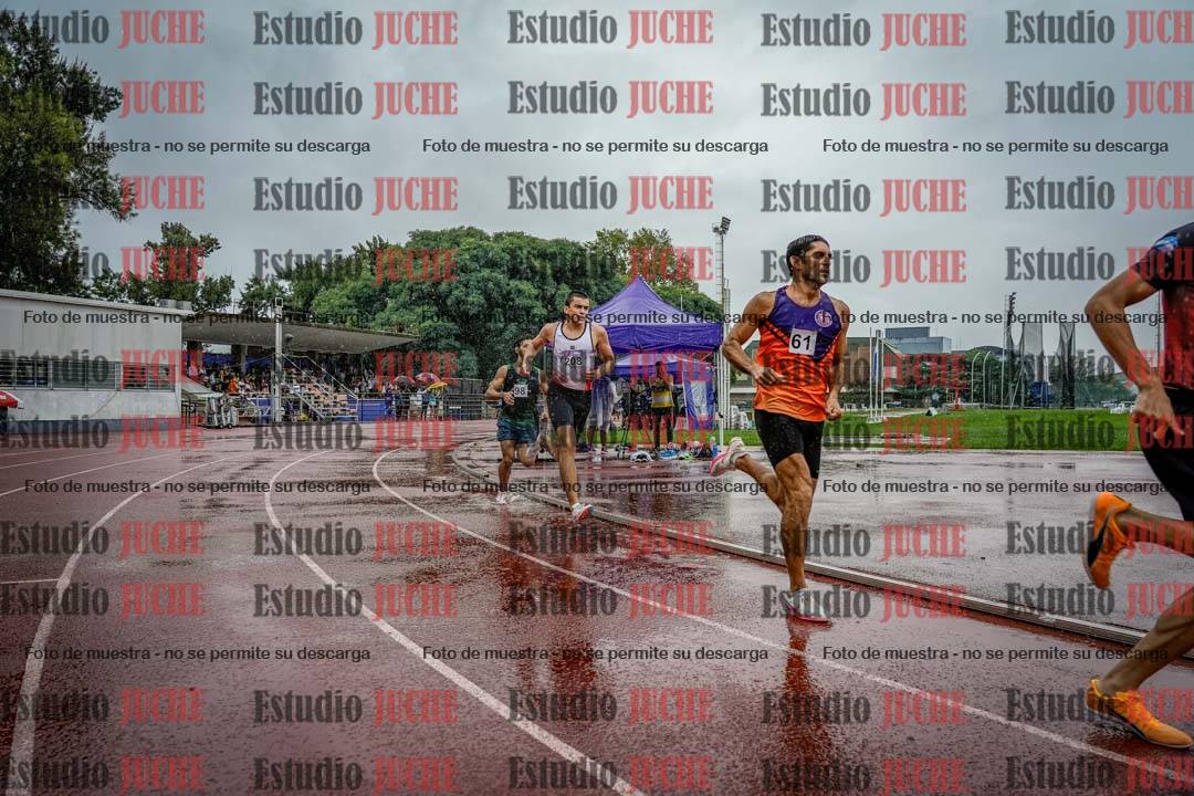 Fotos de los 800 m de varones