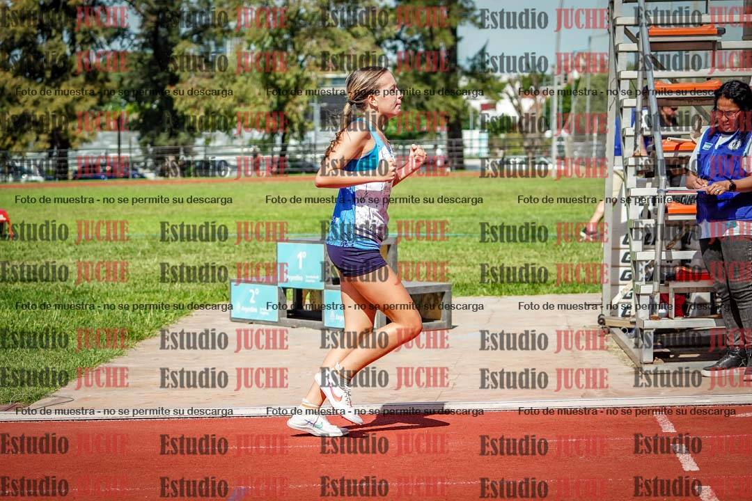 Fotos de los 600 m de mujeres
