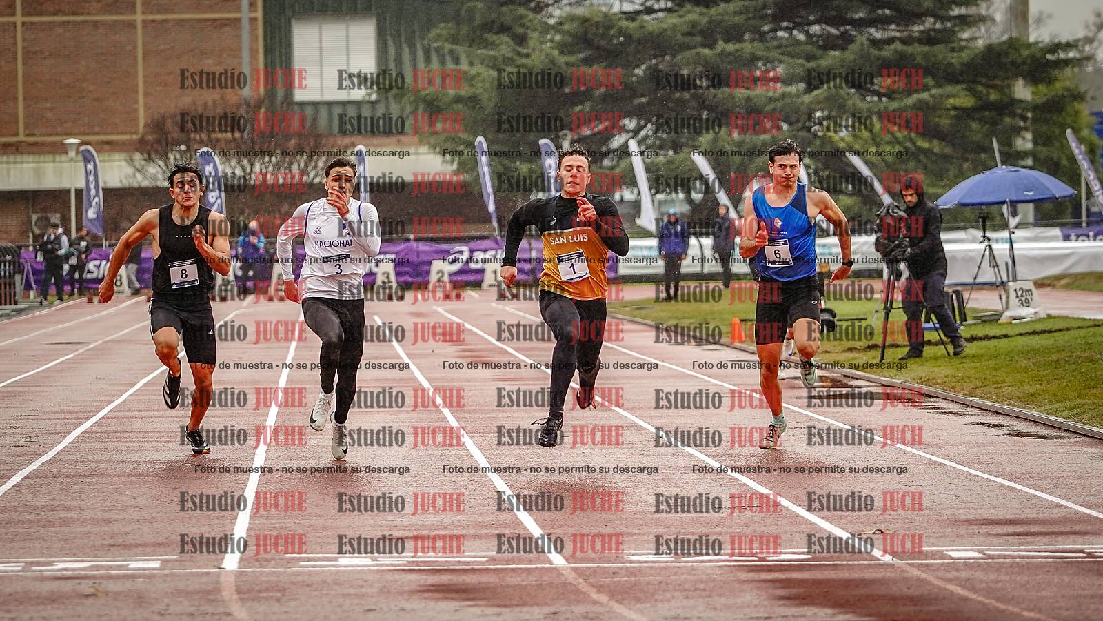 Fotos de los 100 m llanos de varones - FINAL