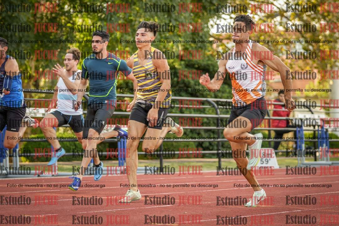 Fotos de los 100 m llanos de varones - FINAL