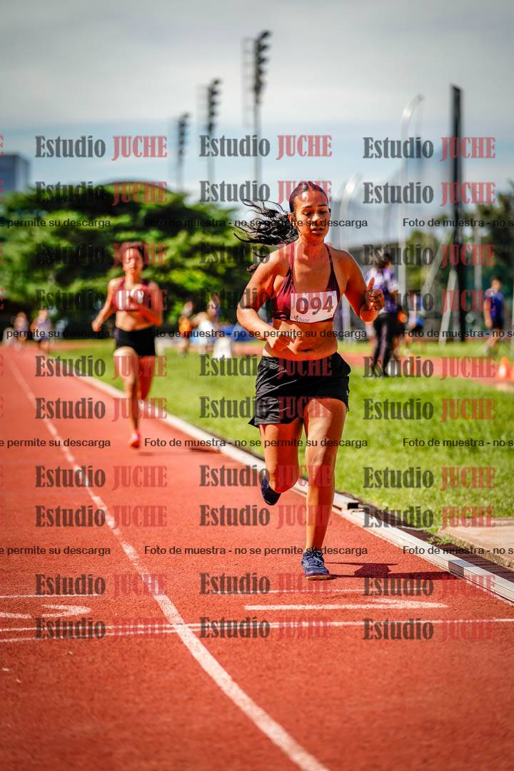 Fotos de los 600 m de mujeres