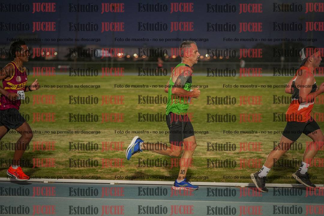 Fotos de los 3000 m llanos de varones