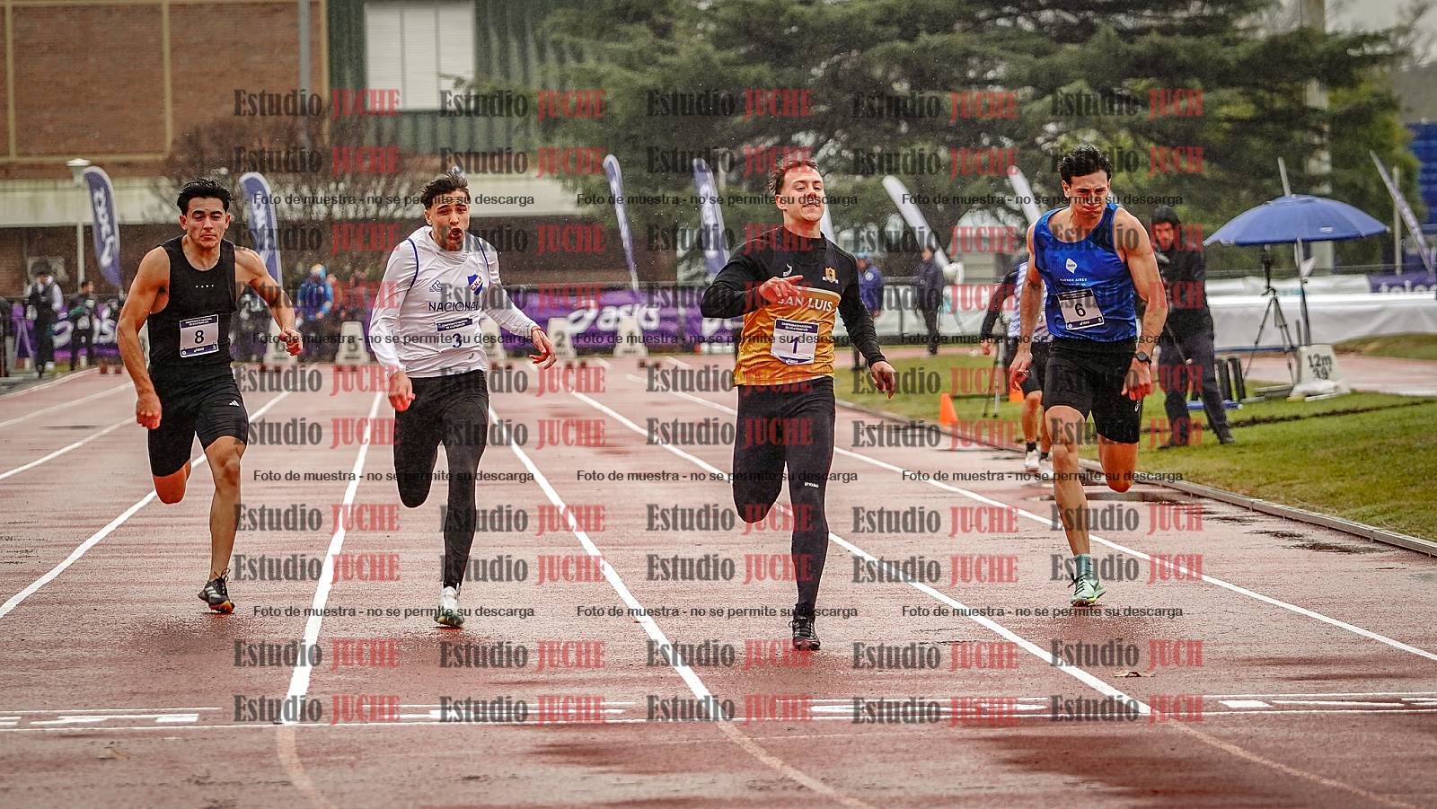 Fotos de los 100 m llanos de varones - FINAL