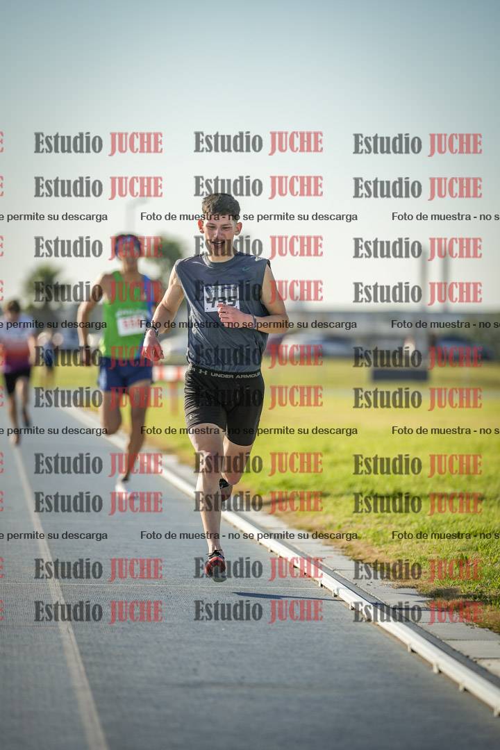 Fotos de los 1500 m llanos de varones